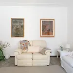 Casa Cairoli *