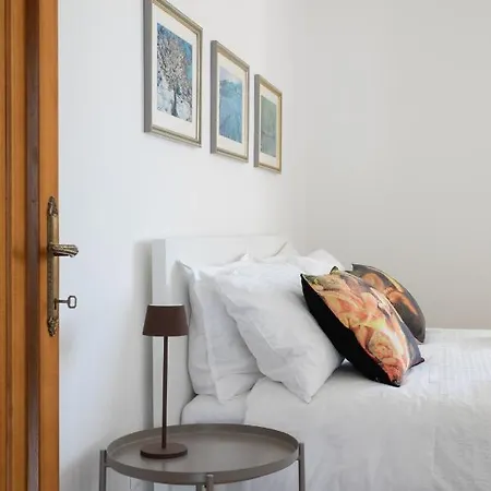 Casa Cairoli *