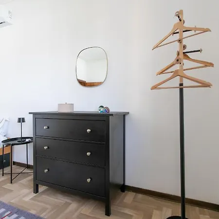 Casa Cairoli * Mira