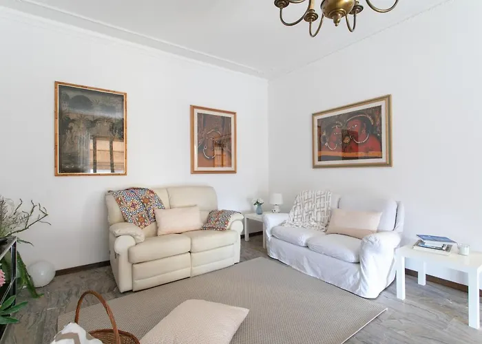 Casa Cairoli