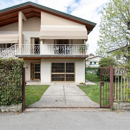 Casa Cairoli Holiday home