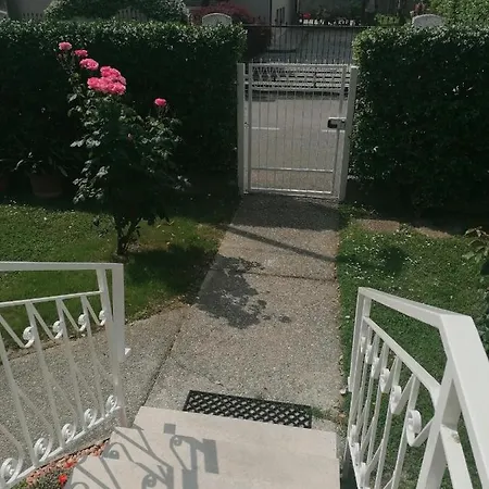 Casa Cairoli * Mira